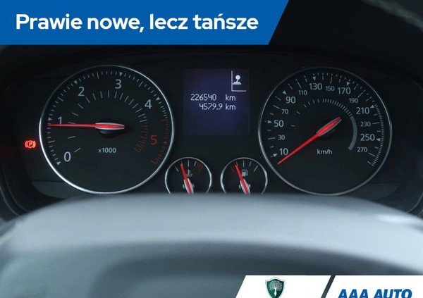 Renault Laguna cena 33000 przebieg: 226536, rok produkcji 2015 z Piekary Śląskie małe 92